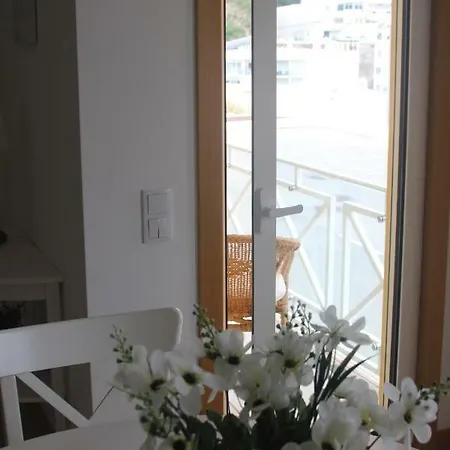 Anna - Maria Albufeira